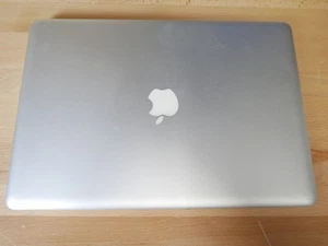 Computadora portátil 15" Apple MacBook Pro Core I7-3615QM Quad 2,30 GHz 4 GB de RAM A1286 - Imagen 1 de 7