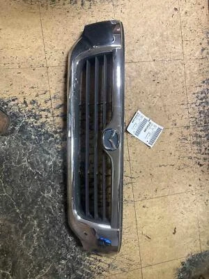 Grille MAZDA B4000 PICKUP 98 99 00 Foto 1 de 4