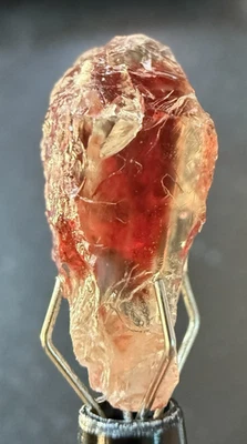 Cortador de piedras solares Oregon rojo profundo, 14,5 quilates, 23 mm, piedra preciosa áspera faceta Foto 1 de 4