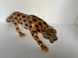 Mid-Century Modern Italian Cheetah Stalking Big Cat Sculpture 1960’s - Picture 1 of 5