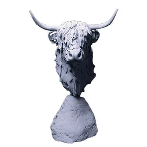 Highland Cow Bust | Animal Den Miniatures - Picture 1 of 4