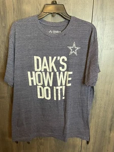 Camiseta NFL Dallas Cowboys Dak Prescott Daks How We Do It Adulto XL Azul - Imagen 1 de 6