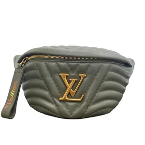 Bolso de hombro LOUIS VUITTON New Wave Bumbag M55528 Japón ookura - Imagen 1 de 9