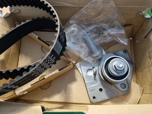 Vauxhall Nissan Renault Volvo - Kit de correa de distribución transmisión por correa 530019610 - Imagen 1 de 5