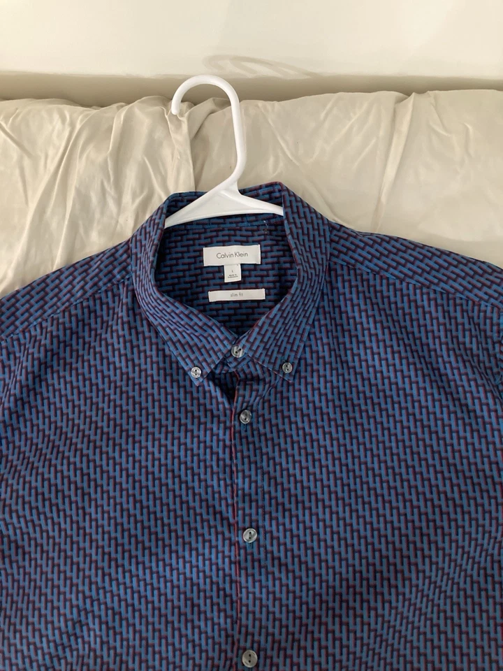 Men Calvin Klein shirt LS size L Slim Fit Blue cool pattern!  (see size photos) - Image 1 of 4