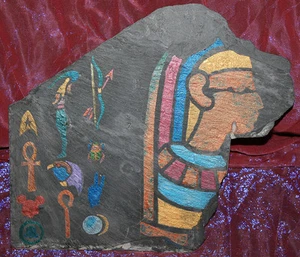 Sulu Ho-Tep ~ Ägypten Hieroglyphe ~ postmoderner Volkshumor ~ primitive Steinkunst - Bild 1 von 7