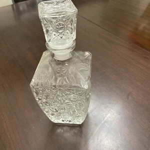 Decanter Glass Crystal Bottle Any Liquid Never Used!! - Picture 1 of 6