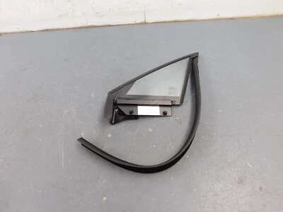 Cuarto de vidrio triángulo delantero izquierdo Bugatti Veyron #0007 Q8-2 Foto 1 de 4