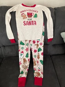 Kids Christmas Pajamas 2 piece set Size 5 - Picture 1 of 2