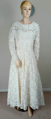 VINTAGE ANTIQUE 50S WHITE EMBROIDERED LACE TAILORED FLARE WEDDING DRESS 8 10 - Image 1 of 4