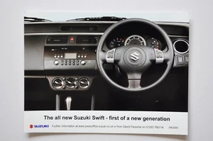 Foto de prensa de coche - Suzuki Swift 2005 - interior - Imagen 1 de 1