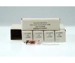 5 Vintage Raytheon JAN 5703/5703WB/CK608CX Subminiature Vacuum Audio Tube - Picture 1 of 1