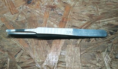 Pinzetta con punta tonda - Immagine 1 di 3