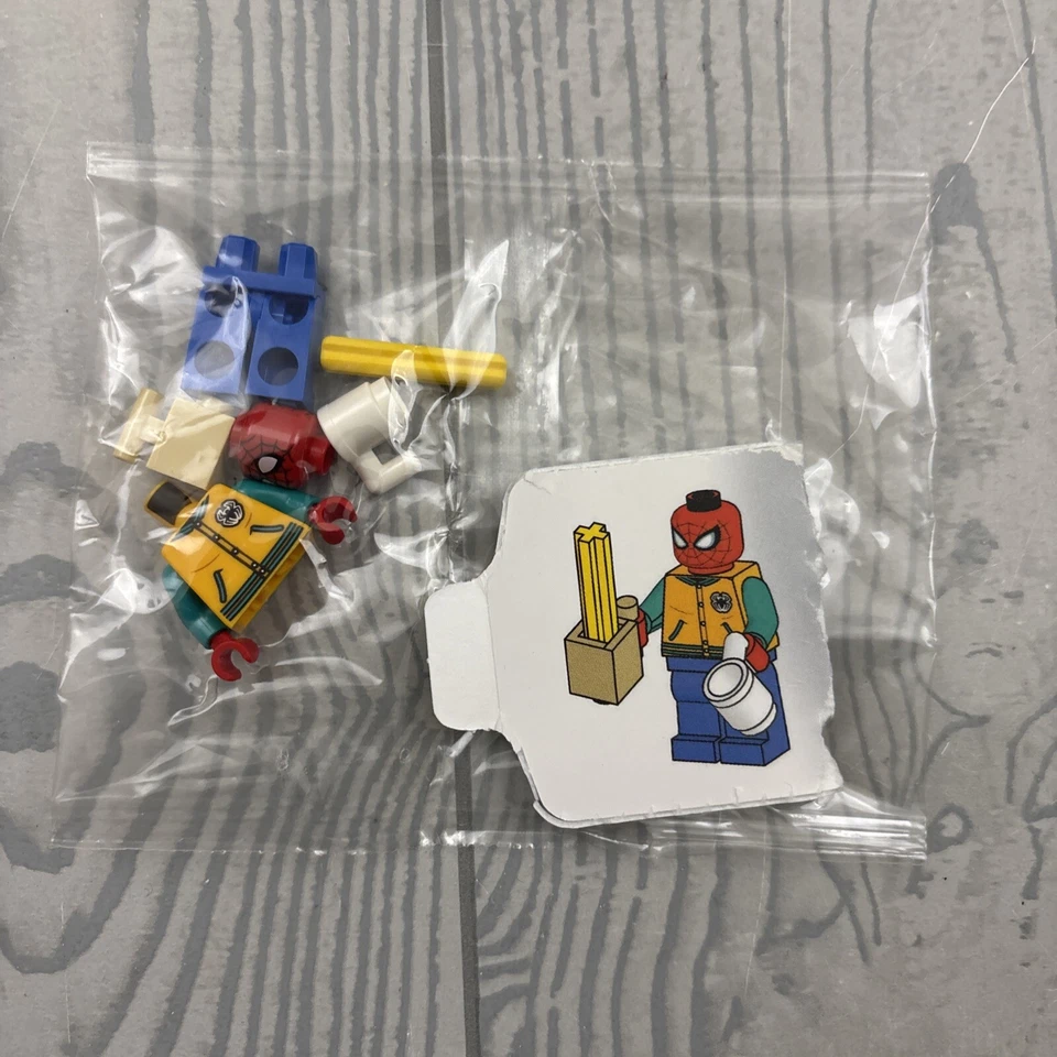 SEALED LEGO Spider Man Minifigure Marvel Avengers 76196 Advent Calendar 2021 - Image 1 of 4