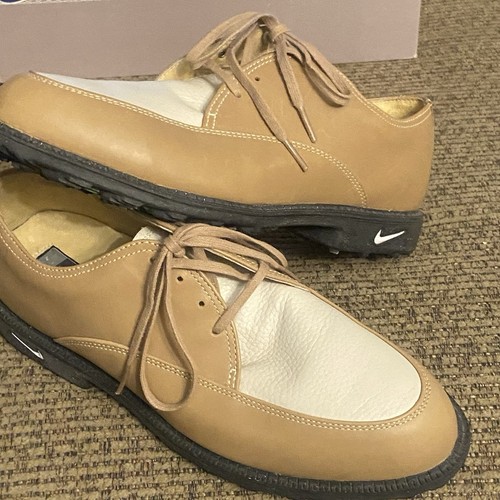 Scarpe Nike Air da donna taglia 9 5 Golf Bella Last Oxford marrone bianco 192059 211 stringate