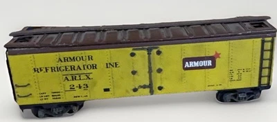 VTG HO Scale Train Car ATHEARN Metal Armour Refrigerator ARLX 243 Distressed - Image 1 of 4