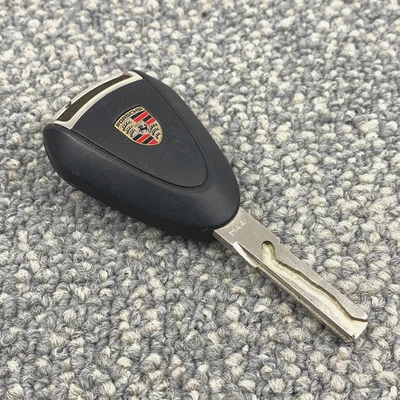 Porsche Key Fob RHK Remote 2 Button V1416101 - OEM - 315mhz Black - For Parts - Image 1 of 4