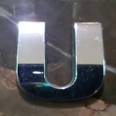 VW Volkswagen Tiguan emblema símbolo signo logotipo insignia OEM redacción letra "U" Foto 1 de 3