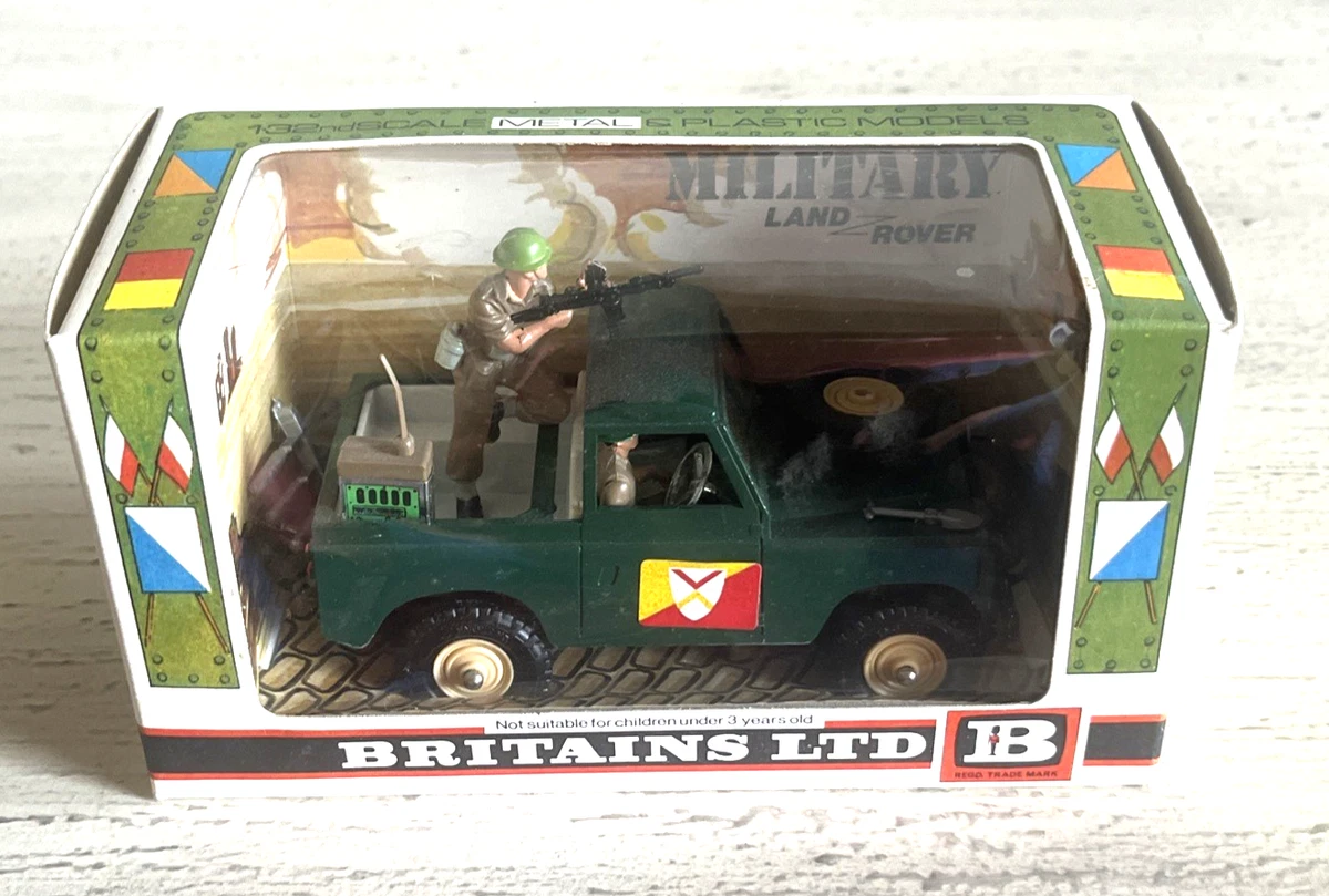 Britains Deetail 9782 British Land Rover Military Car & Crew 1974