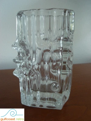 Jarrón de cristal moderno vintage de mediados de siglo Vladislav Urban Sklo Union checo años 60 Foto 1 de 4