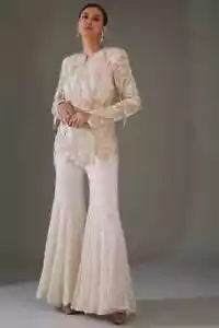 Exklusive Fuax Georgette ausgefallene Kurta mit Palazzo für Funktion & Festivalkleidung - Bild 1 von 11