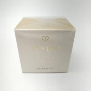 Cle De Peau The Foundation SPF 22 TAN OCHER O50 Size 28mL / 1 Oz. SEALED - Picture 1 of 5