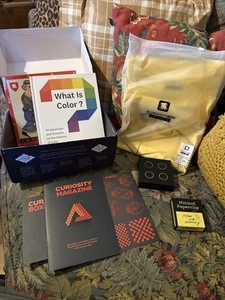 Curiosity Box by VSauce Limited Edition Spring 2025 - 2XL Shirt New STEAM - Picture 1 of 9