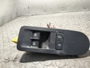 Teclado Delantera Izquierda SX Volkswagen Arriba! 1 Serie 2021 5 Puertas - Imagen 1 de 7