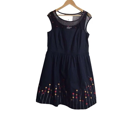 Платье eShakti 1X 16W Plus темно-синее с цветочной вышивкой в горошек покрой с широкой юбкой - Изображение 1 из 4