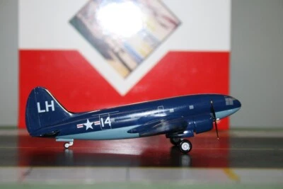 Western Models/Aeroclassics 1:200 US Navy Curtiss C-46A Commando 14 (WM219755) - Image 1 of 4
