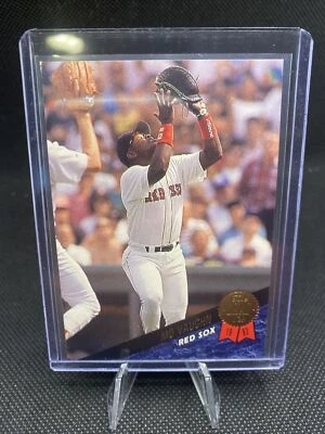 1993 Leaf # 432 MO VAUGHN Boston Red Sox Great Baseball Card A22 - Image 1 of 2