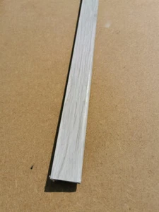 Gewaschene Kiefer 100 cm lang Raumkante Zierleiste Kleber ermöglicht Bodenausdehnung - Bild 1 von 1