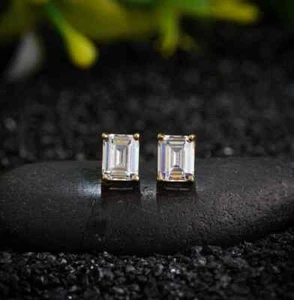 2 CT Emerald Cut EF VS/SI Lab Grown Diamond Women's Stud Earring 14k Yellow Gold - Picture 1 of 8