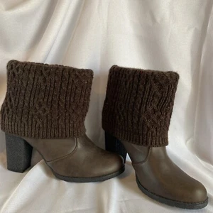 Muk Luks Chris Block Heel Brown Chunky Knit Sweater Cuff Shoe Ankle Booties Sz10 - Picture 1 of 8