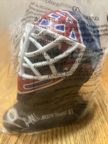 1996 Jocelyn Thibault Candiens McDONALDS NHL Mini Goalie Mask Helmet Unopened Cover