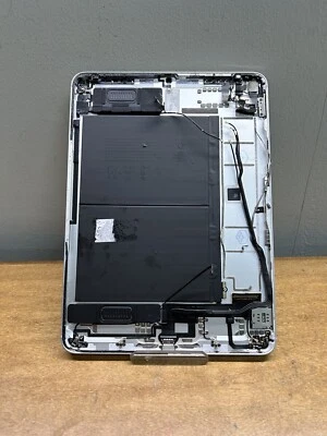 Tapa Trasera Batería Carcasa Trasera A2324 A2325 Para iPad Air 4 WiFi +4G Plateada Foto 1 de 4