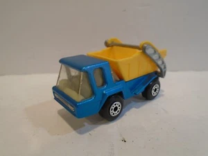 Matchbox Superfast 37 Skip Truck - nMINT Blue - Picture 1 of 8
