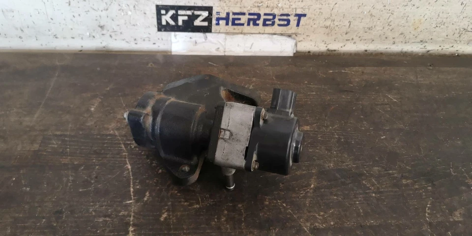 Nissan X-Trail T30 Abgasrückführventil AGR EGR 14710AD203 2.2 100kW YD22 241458 - Bild 1 von 1