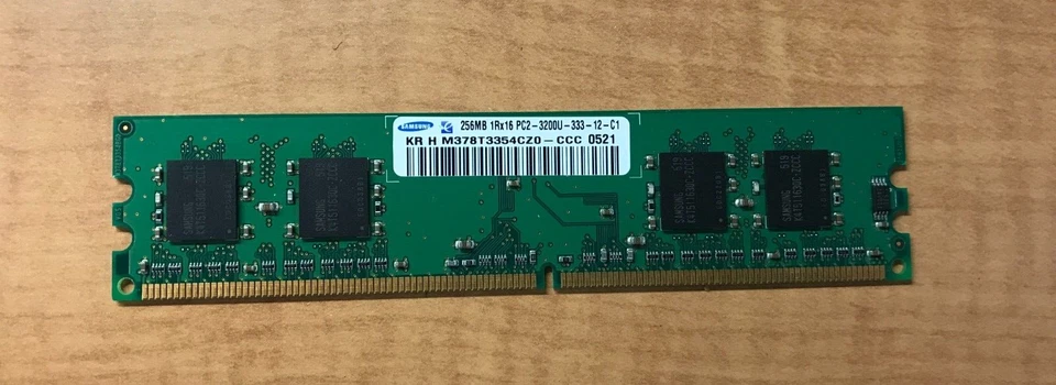  Samsung 240-pin 256MB DDR2 DIMM PC2-3200U 400 MHz - M378T3354CZ0-CCC - Used - Image 1 of 1