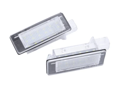 LUCI LED TARGA PER DACIA DUSTER LOGAN RENAULT CAPTUR SCENIC POSTERIORI CANBUS Foto 1 de 4