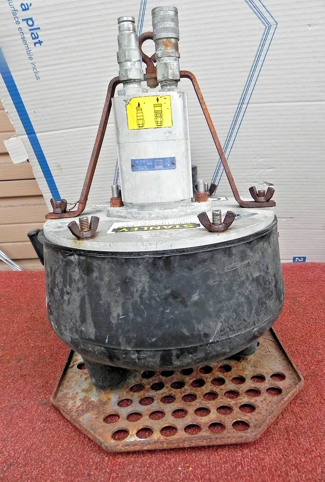 STANLEY UNDERWATER 3" HYDRAULIC TRASH PUMP #TP03-450 GPM-FLEO RANGE 7 TO 9 GPM - Image 1 of 4
