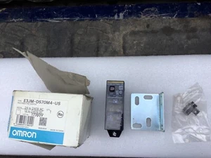 Omron E3JM-DS70M4 Photoelectric Sensor 24-240v-ac 12-240v-dc NEW O/B - Picture 1 of 6
