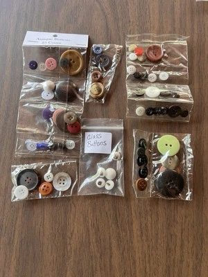 62 Mixed Vintage Button Lot Glass Fish Tortoiseshell Rhinestone Wood Green  - Image 1 of 4