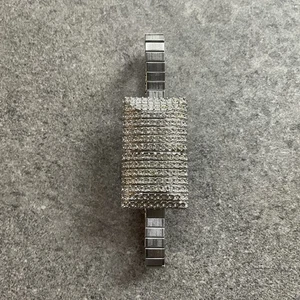 Anne Klein verstecktes Zifferblatt Schweizer Quarz Damenuhr 21 mm Kristall Akzent Gehäuse A20 - Bild 1 von 7