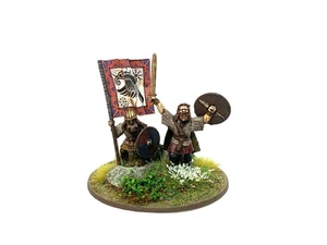 GREAT VIKING WARLORD WARRIOR 2 28mm painted historical wargame DARK AGE SAGA - Picture 1 of 4