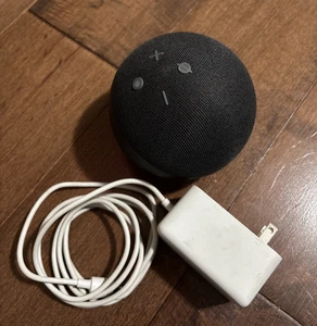 Amazon Echo Dot 4. Gen B7W64E Wireless Bluetooth Alexa-fähiger Smart Lautsprecher - Bild 1 von 7