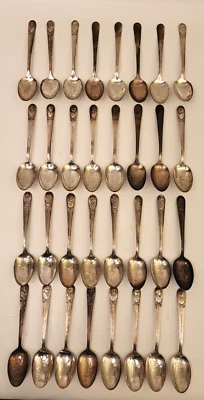32 Vtg. Wm. Rogers US President Commemorative IS Silverplated Spoon Collection - Image 1 of 4