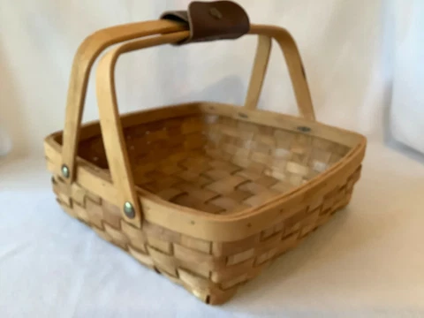 Hand Crafted basket by Grandfather's Mountain, NC Collectible Hand Made MCM Cover