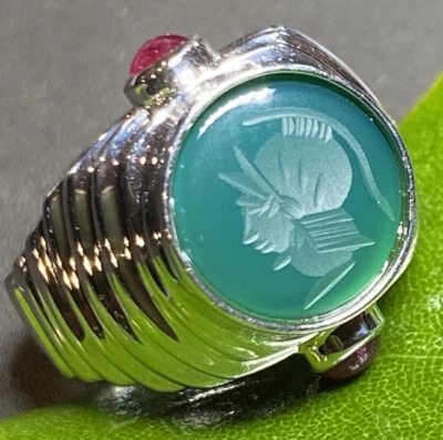 18K White Gold Green Chalcedony Intaglio Ruby Cabochon Finial Cocktail Ring 4.5 - Image 1 of 4