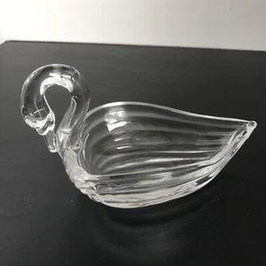 Heisey Clear Glass Nut Dish Candy Bowl Swan 7.5" Long Vintage Very Elegant - Picture 1 of 5